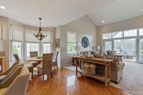 Tiny photo for 5 Northbridge #5, Cromwell, CT 06416 (MLS # 24131713)