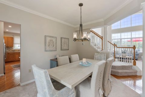 Tiny photo for 5 Northbridge #5, Cromwell, CT 06416 (MLS # 24131713)