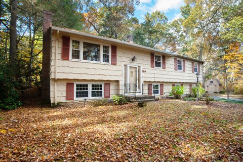 Photo of 51 Pine Glen Road, Simsbury, CT 06070 (MLS # 24135885)