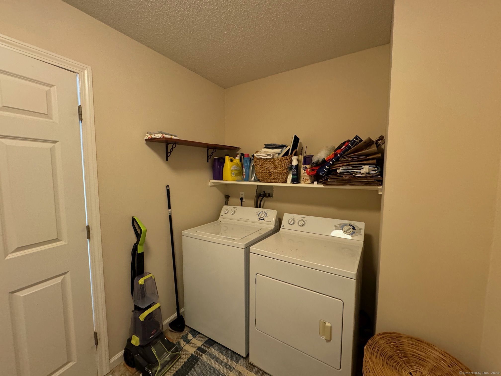 205 Longmeadow Drive, Torrington, Connecticut image 14