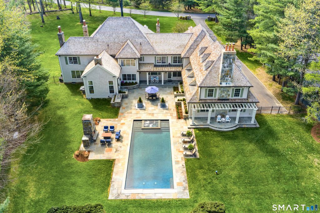 Photo of 140 Stoneleigh Road, New Canaan, CT 06840 (MLS # 24167662)