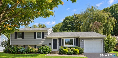 Photo of 75 Sugar Plum Lane, Fairfield, CT 06824 (MLS # 24213869)