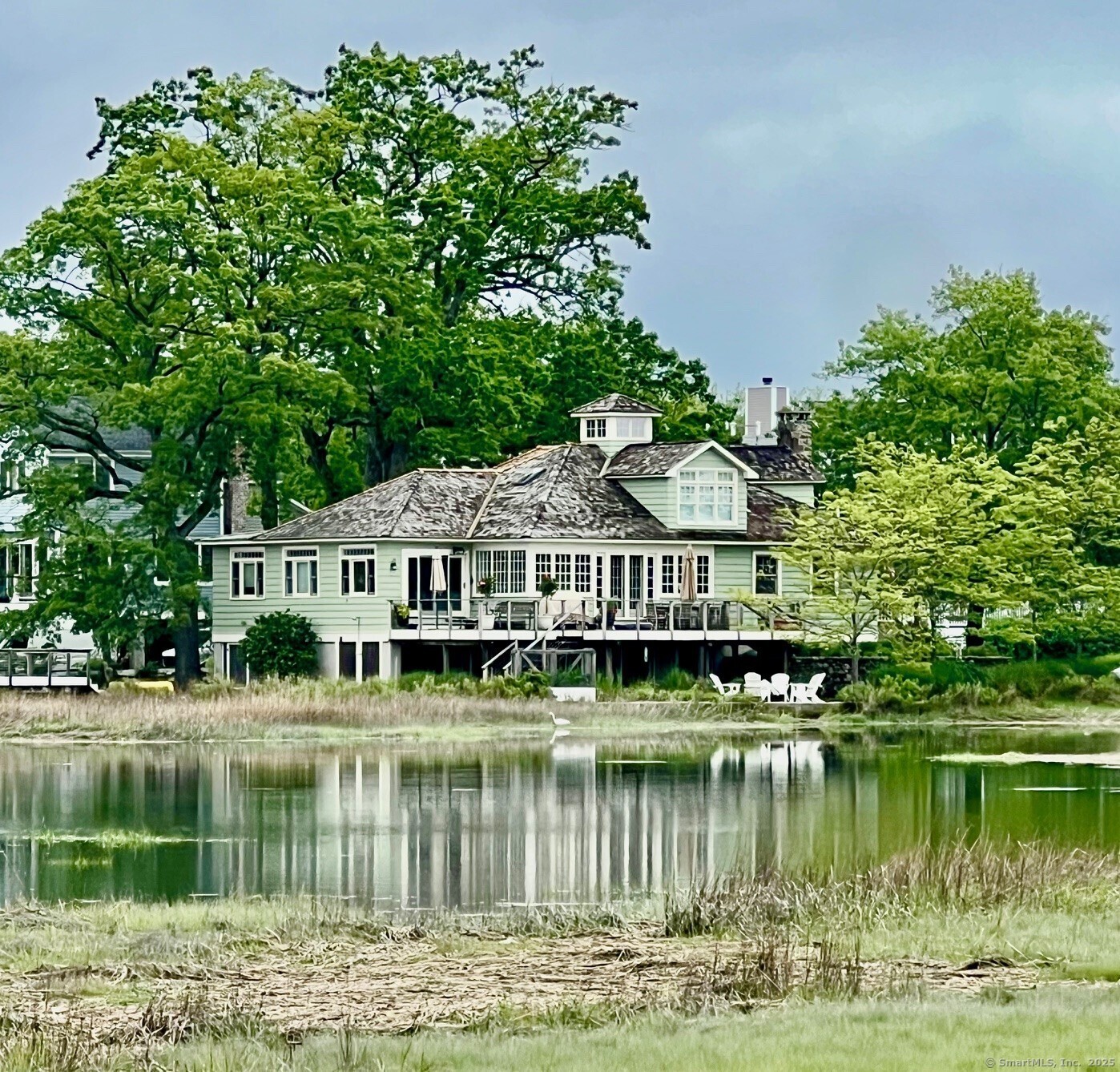 Channel Avenue, Norwalk, Connecticut - 3 Bedrooms  
2 Bathrooms  
7 Rooms - 