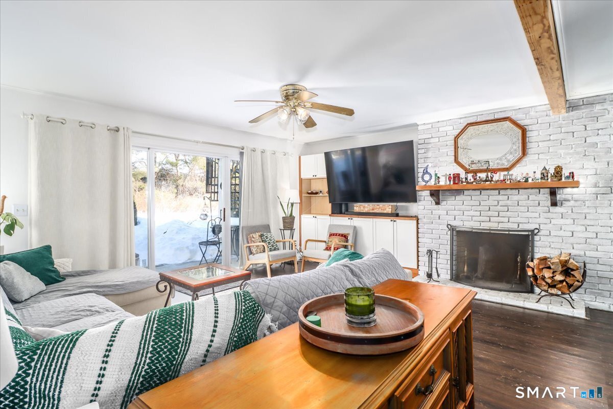 38 Candlewood Lake Road South APT 3