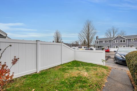 Tiny photo for 211 E Main Street #APT 20B, Branford, CT 06405 (MLS # 24143417)