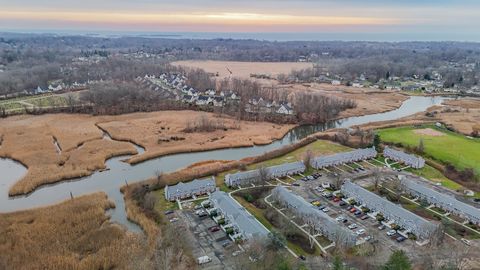 Tiny photo for 211 E Main Street #APT 20B, Branford, CT 06405 (MLS # 24143417)