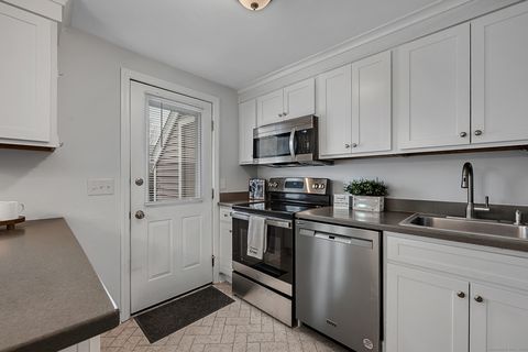 Tiny photo for 211 E Main Street #APT 20B, Branford, CT 06405 (MLS # 24143417)