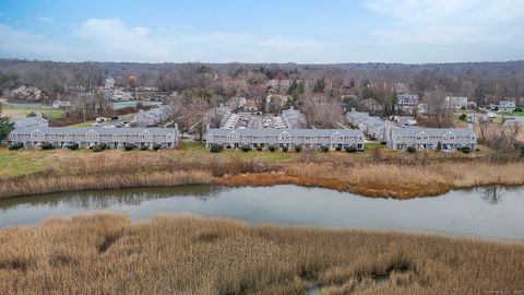 Tiny photo for 211 E Main Street #APT 20B, Branford, CT 06405 (MLS # 24143417)