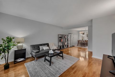 Tiny photo for 211 E Main Street #APT 20B, Branford, CT 06405 (MLS # 24143417)