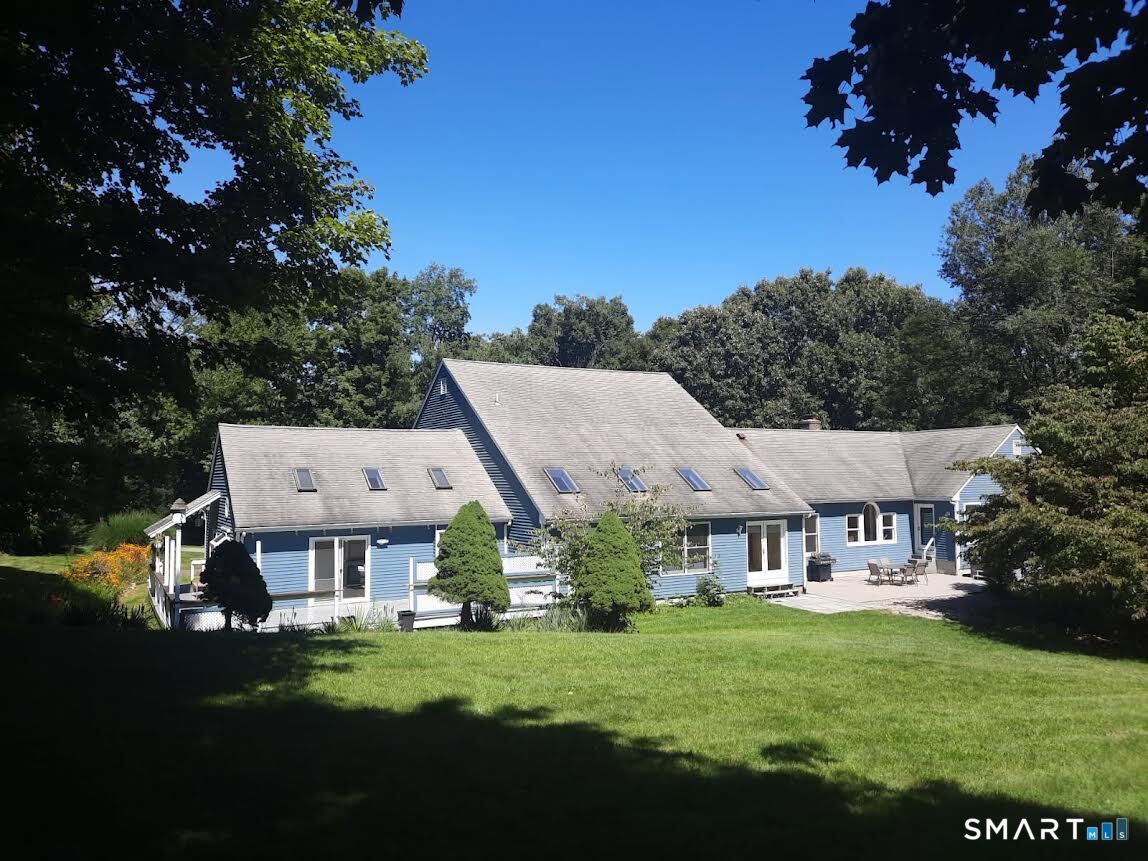 121 Picketts Ridge Road