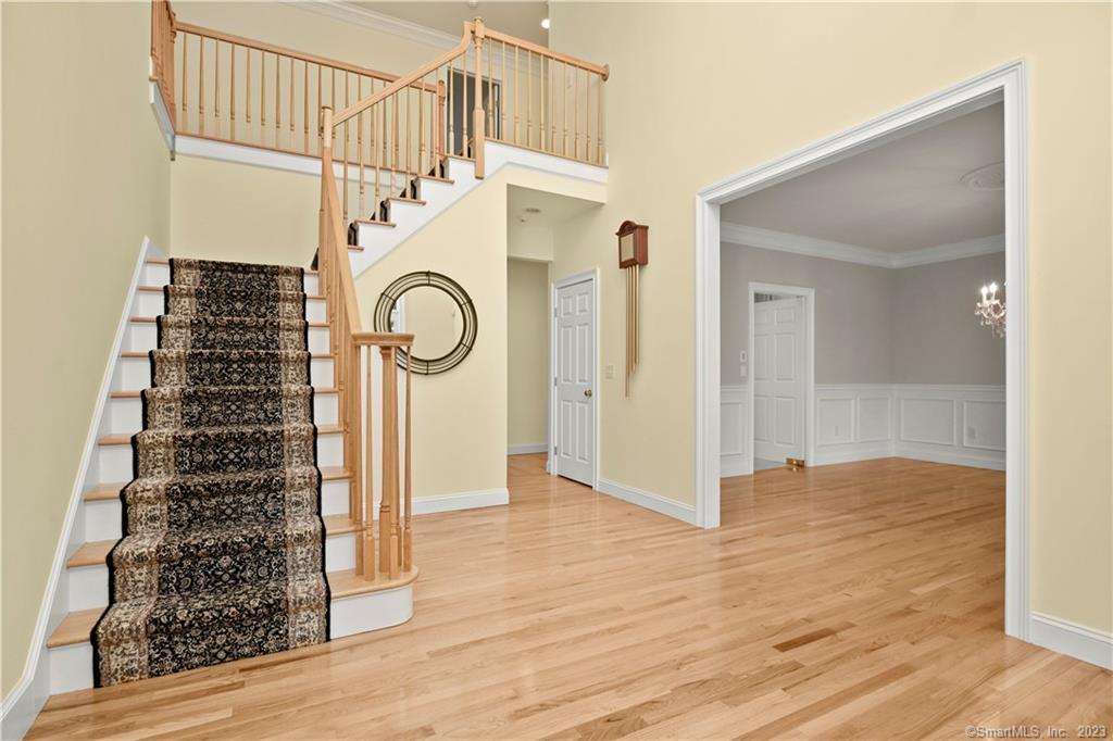 Photo 2 of 40 of 4 Winter Ridge Road house