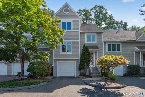 Photo for 7 Essex Court 7