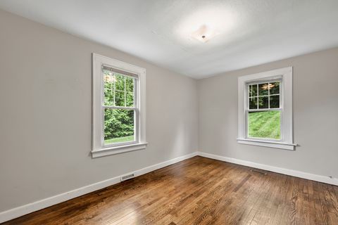 Tiny photo for 310 Lakeview Avenue, Seymour, CT 06483 (MLS # 24143751)