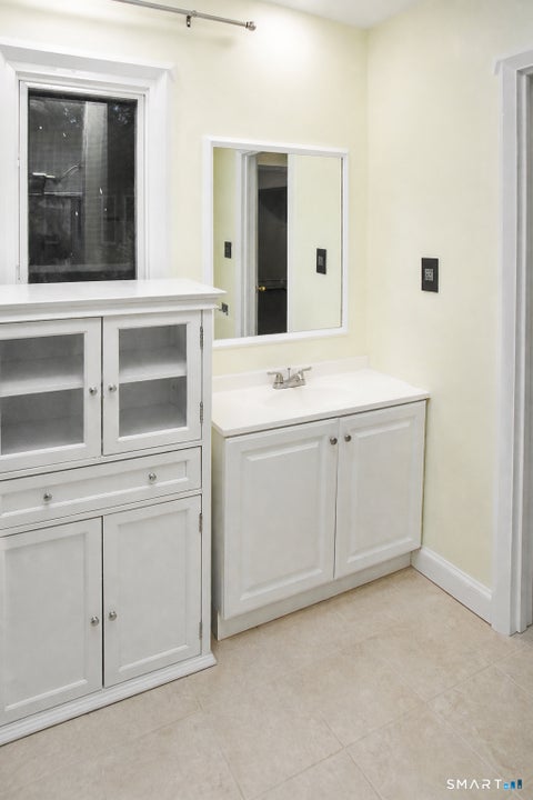 Tiny photo for 1 Talcott Glen # D, Farmington, CT 06032 (MLS # 24212926)