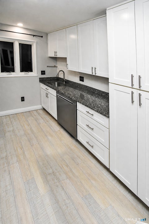 Tiny photo for 1 Talcott Glen # D, Farmington, CT 06032 (MLS # 24212926)