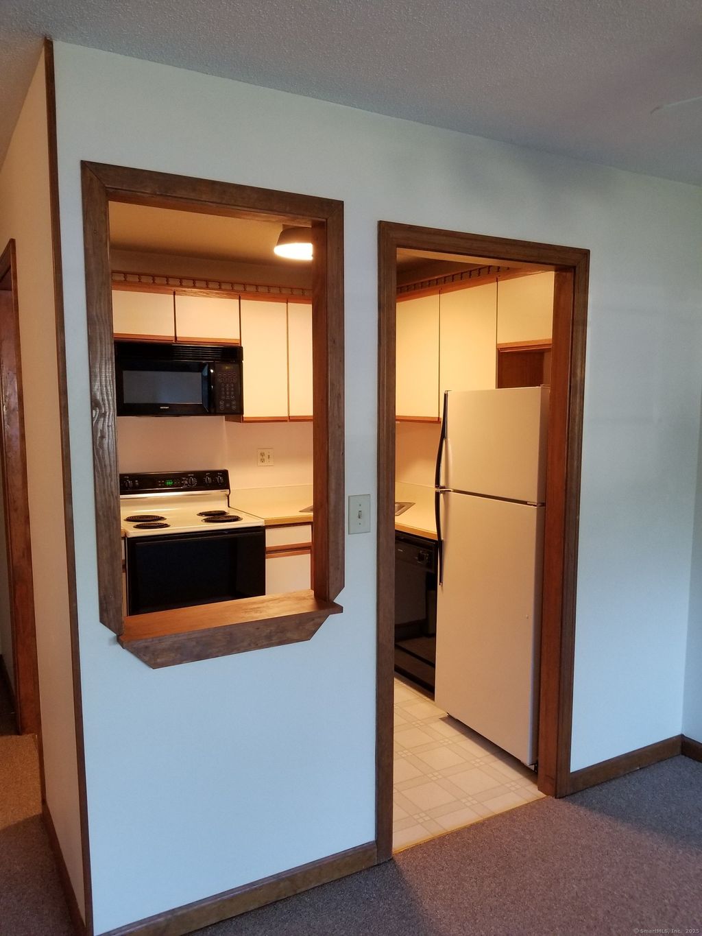Photo of 421 Tolland Street, East Hartford, CT 06108 (MLS # 24132975)