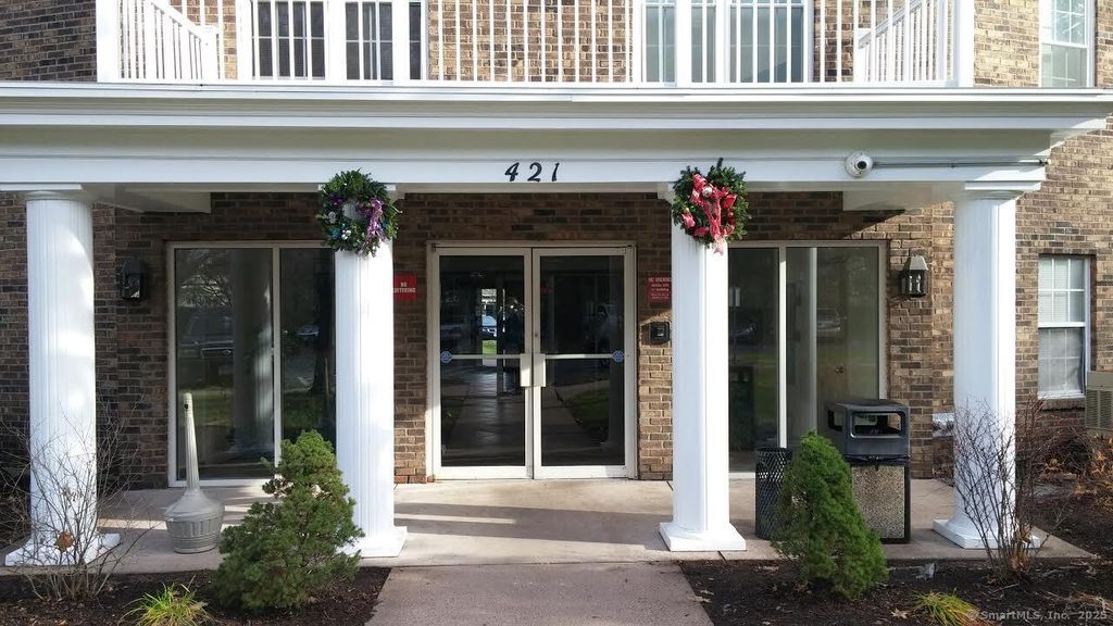 Photo of 421 Tolland Street, East Hartford, CT 06108 (MLS # 24132975)