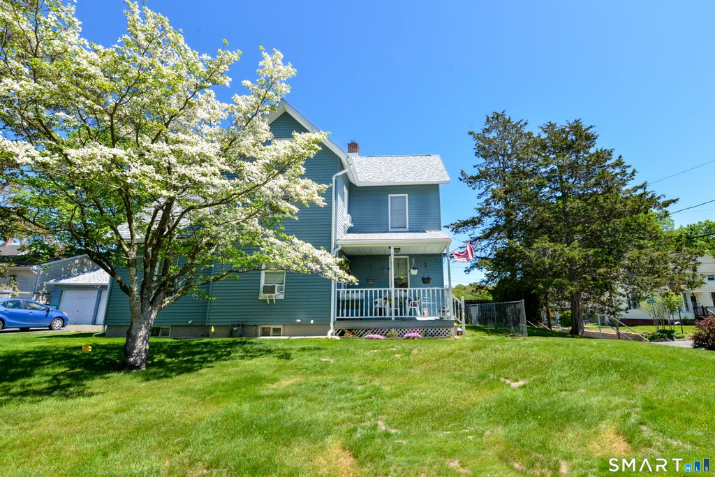 Photo of 46 Lincoln Street, Bristol, CT 06010 (MLS # 24174816)