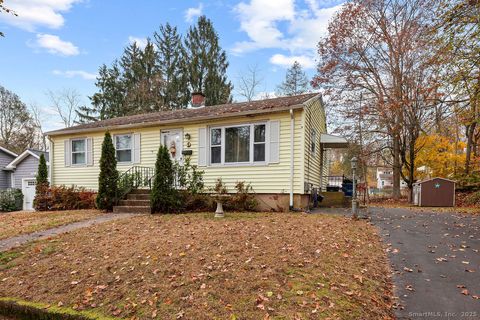 Tiny photo for 5 Assumption Street, New Haven, CT 06513 (MLS # 24141906)