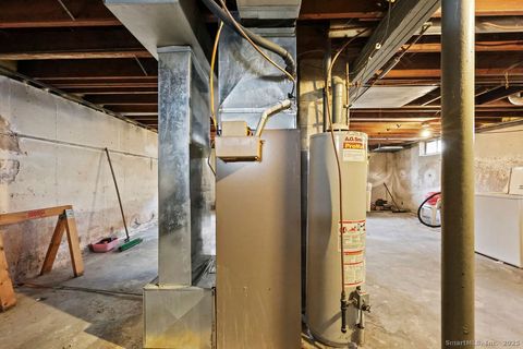 Tiny photo for 5 Assumption Street, New Haven, CT 06513 (MLS # 24141906)