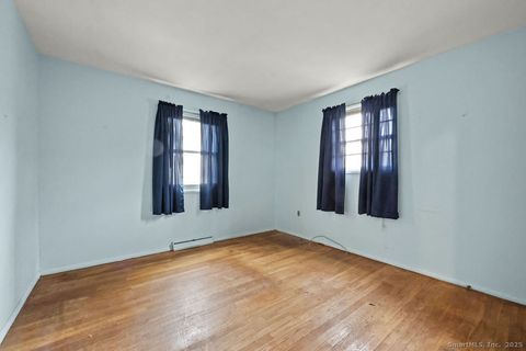 Tiny photo for 5 Assumption Street, New Haven, CT 06513 (MLS # 24141906)