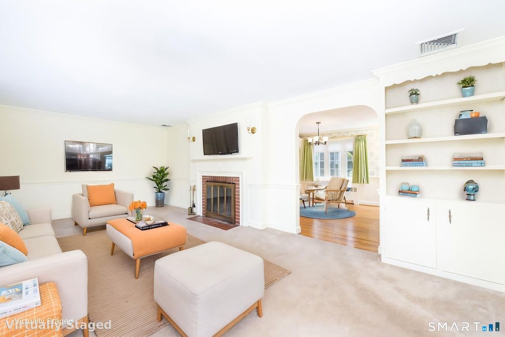 Photo of 54 Hardwick Road, Bristol, CT 06010 (MLS # 24162222)