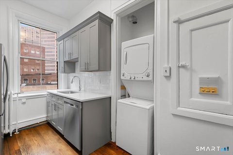 Tiny photo for 284 Orange Street #303, New Haven, CT 06510 (MLS # 24212502)
