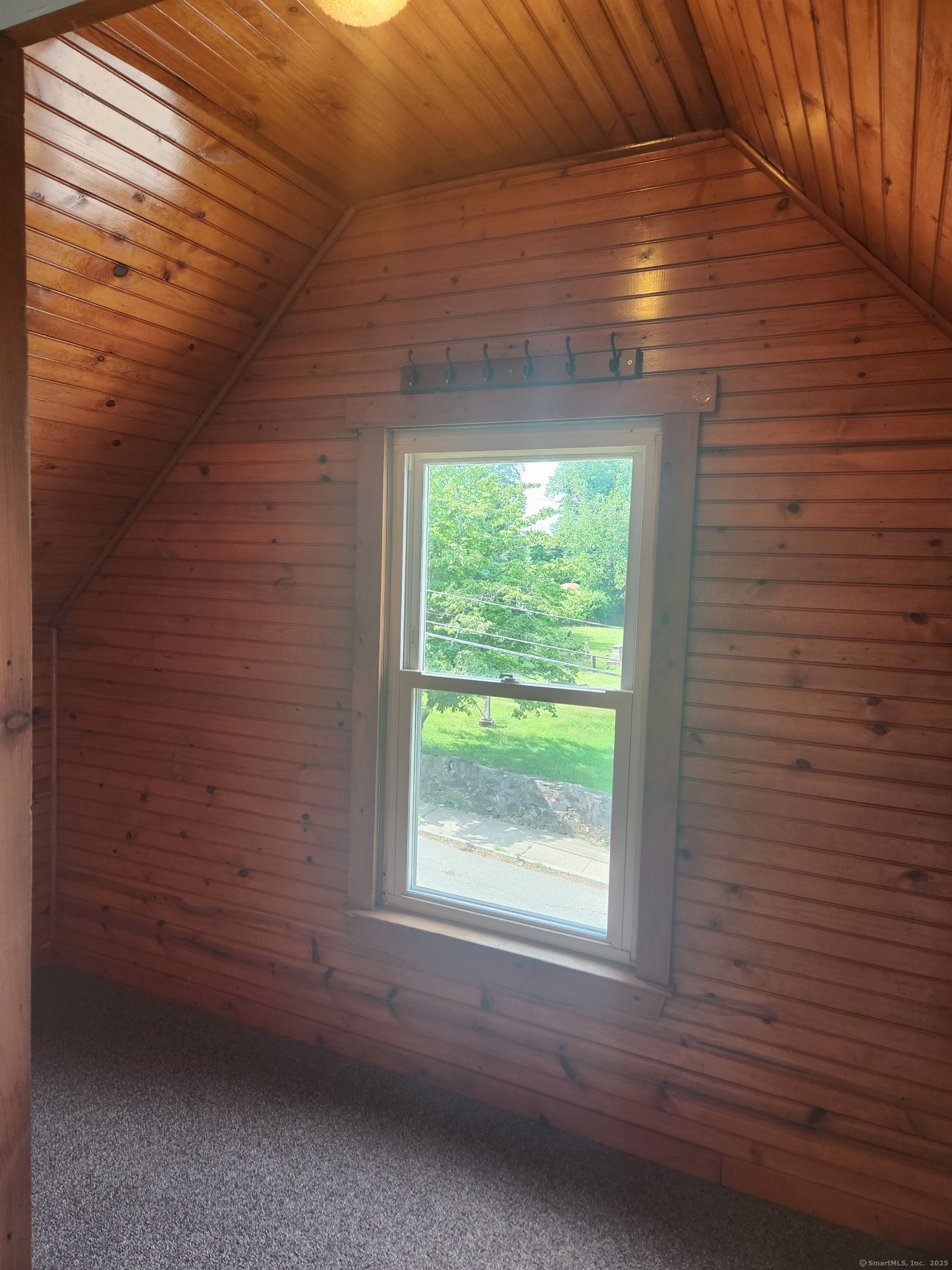 Norwich, Connecticut 06360, United States, 4 Bedrooms Bedrooms, ,3 BathroomsBathrooms,Residential,Active,174167