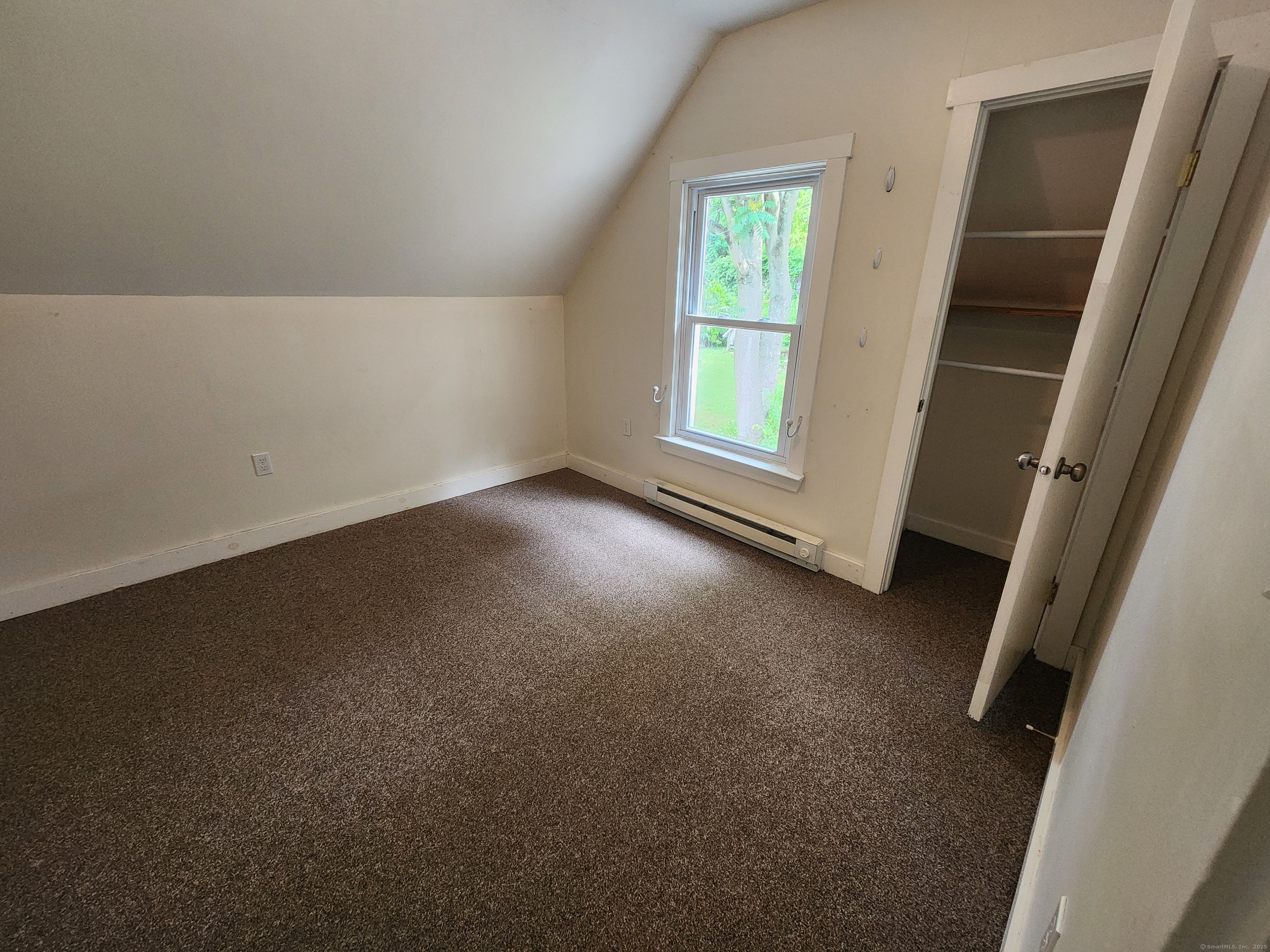 Norwich, Connecticut 06360, United States, 4 Bedrooms Bedrooms, ,3 BathroomsBathrooms,Residential,Active,174167