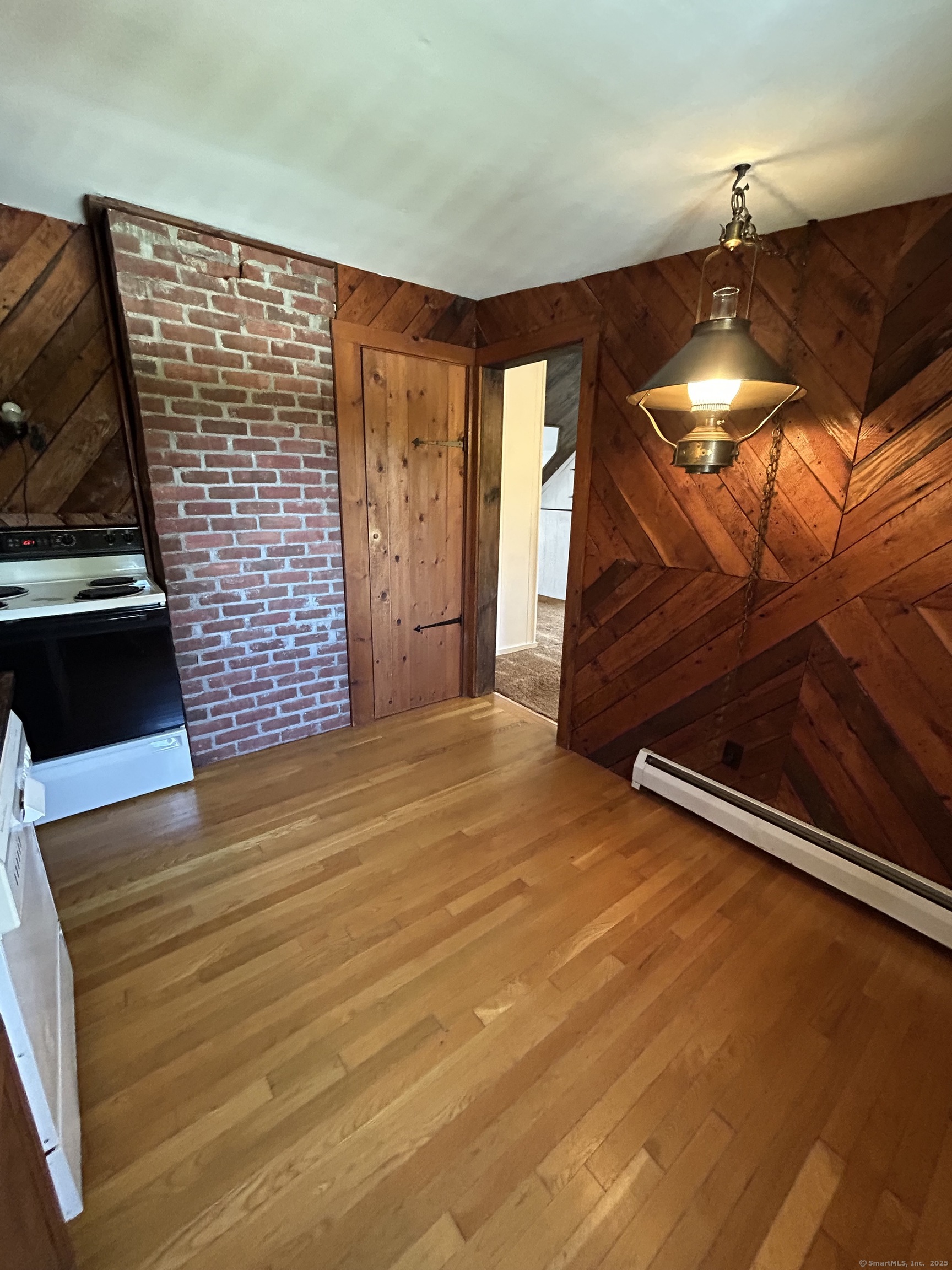 33 Mountain Lane 2/upper