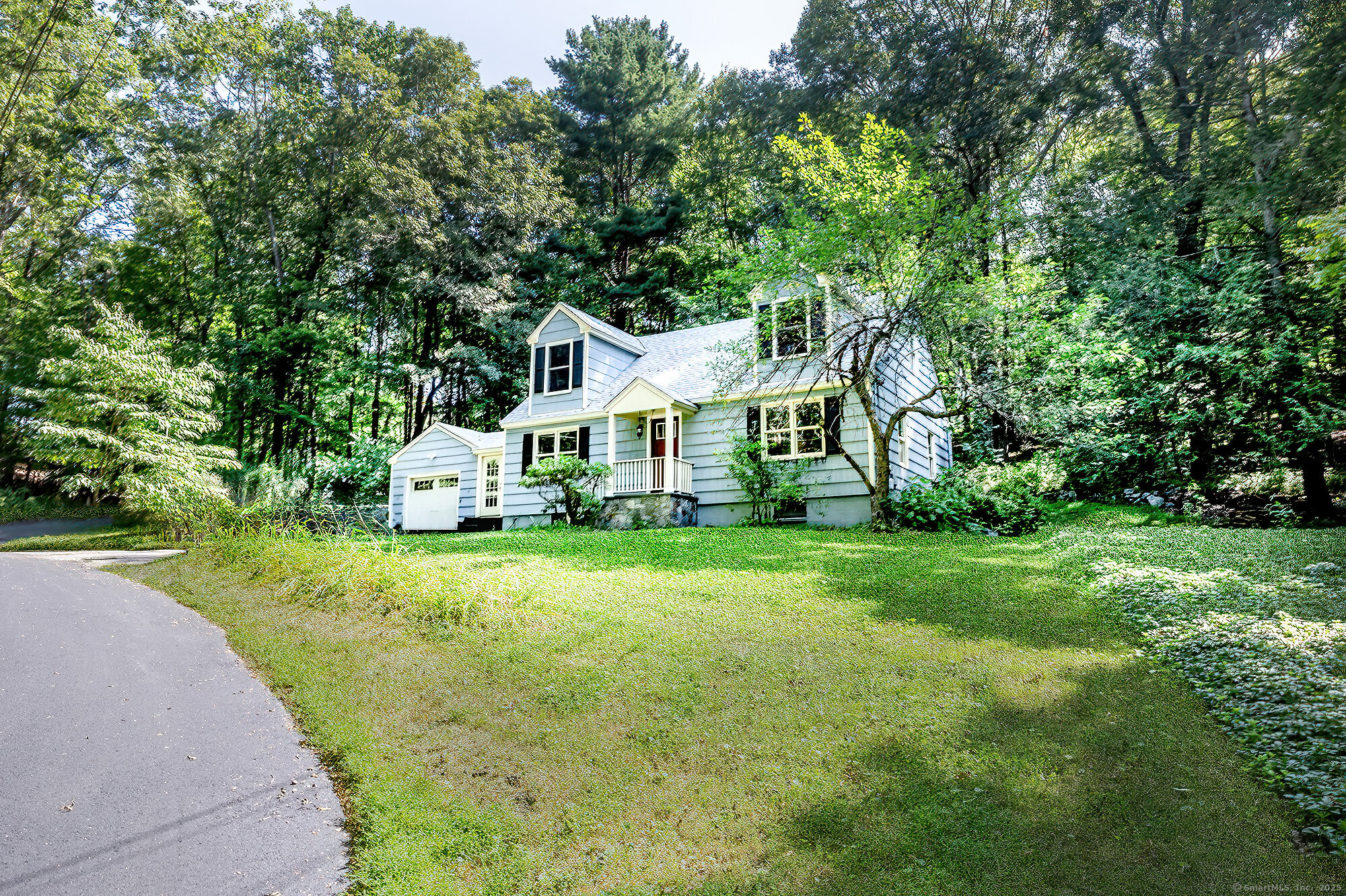 15 Laurel Hill Road