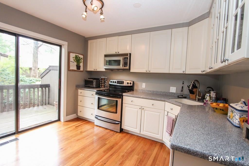 12 Applewood Lane 12