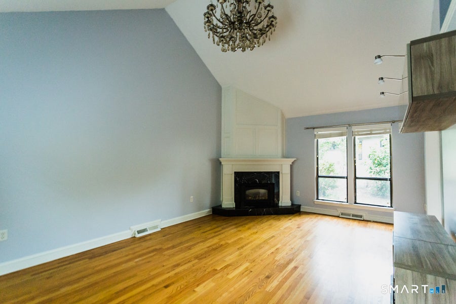 12 Applewood Lane 12