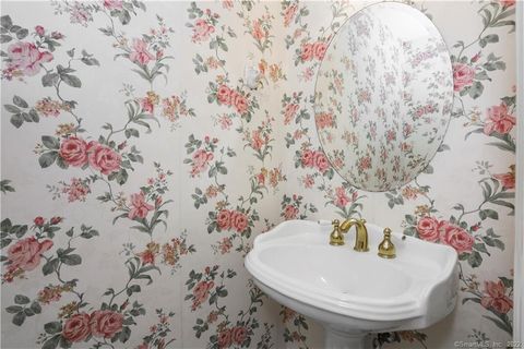 Tiny photo for 60 Greenwich Hills Drive #60, Greenwich, CT 06831 (MLS # 24166893)