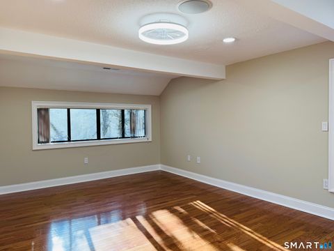 Tiny photo for 2 Highland Square #2, Avon, CT 06001 (MLS # 24149394)