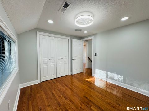 Tiny photo for 2 Highland Square #2, Avon, CT 06001 (MLS # 24149394)