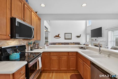 Tiny photo for 185 Country Club Drive #185, Oxford, CT 06478 (MLS # 24150423)