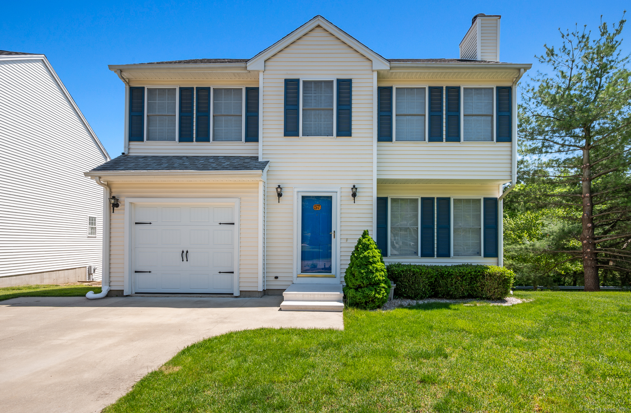 57 Lucy Circle #57, Wallingford, Connecticut image 1