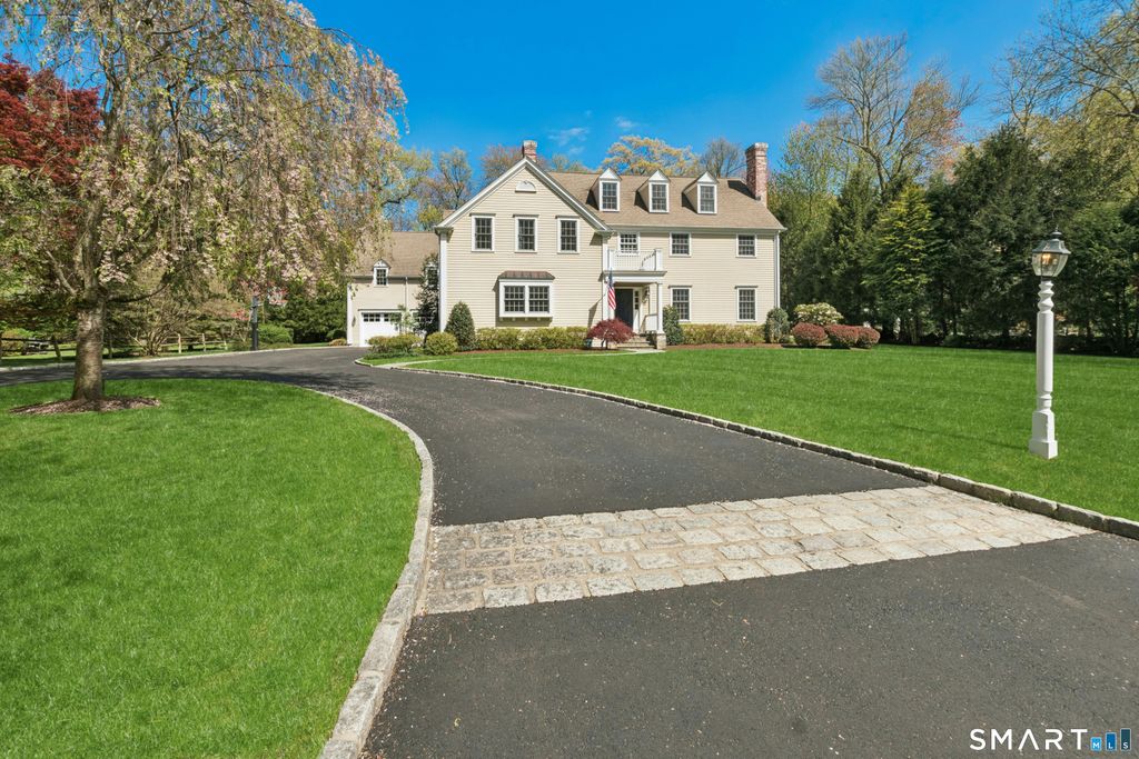 Photo of 39 Leeuwarden Road, Darien, CT 06820 (MLS # 24170301)