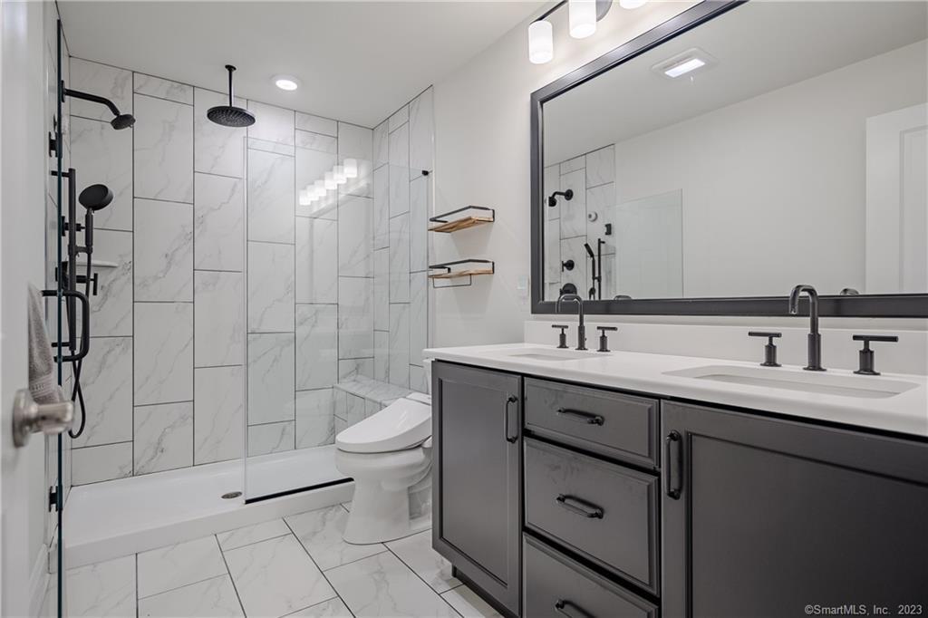 Photo 6 of 19 of 15 Brentwood Circle 15 townhome