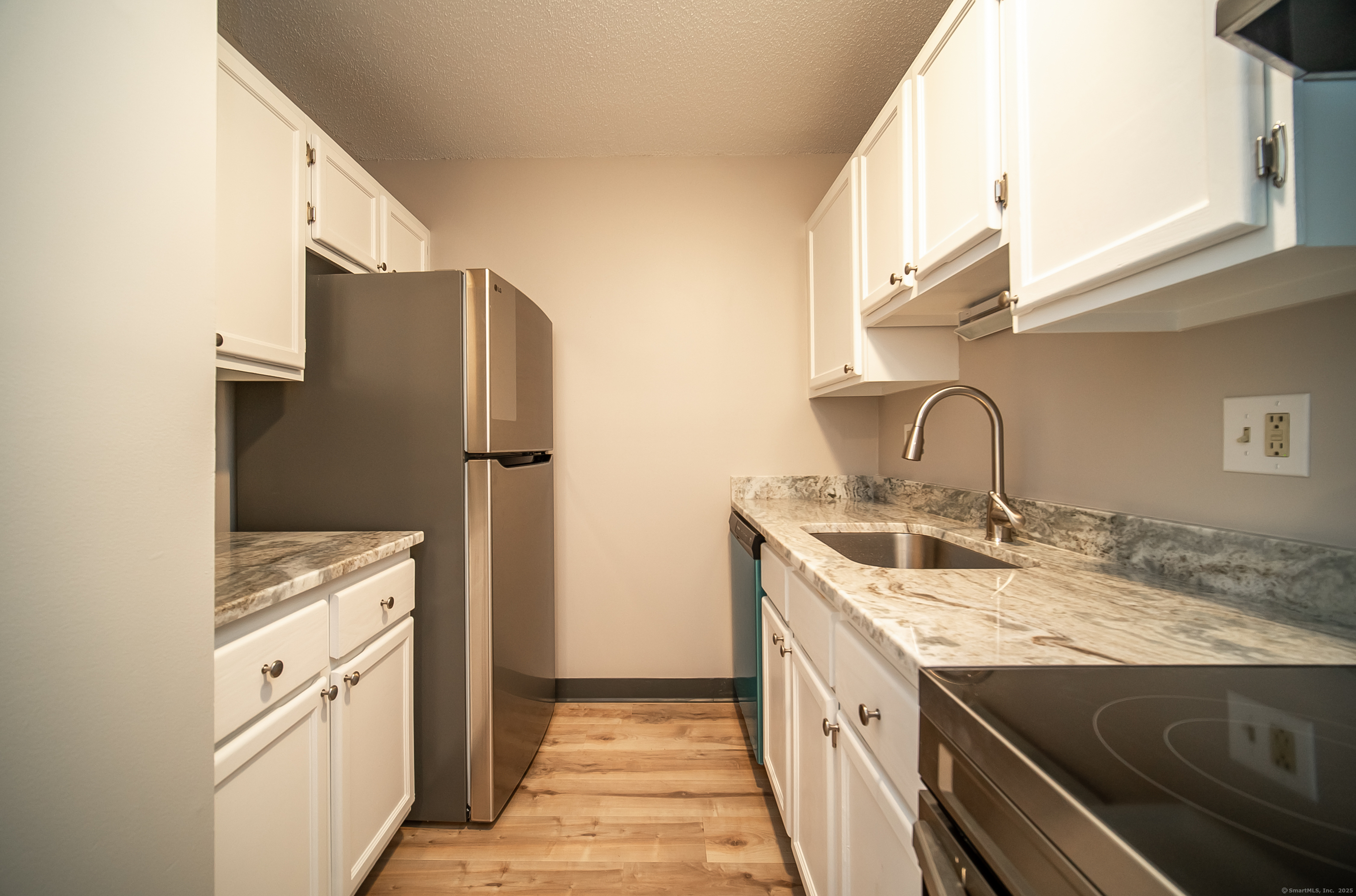 28 Woodland Drive #28, Cromwell, Connecticut image 16