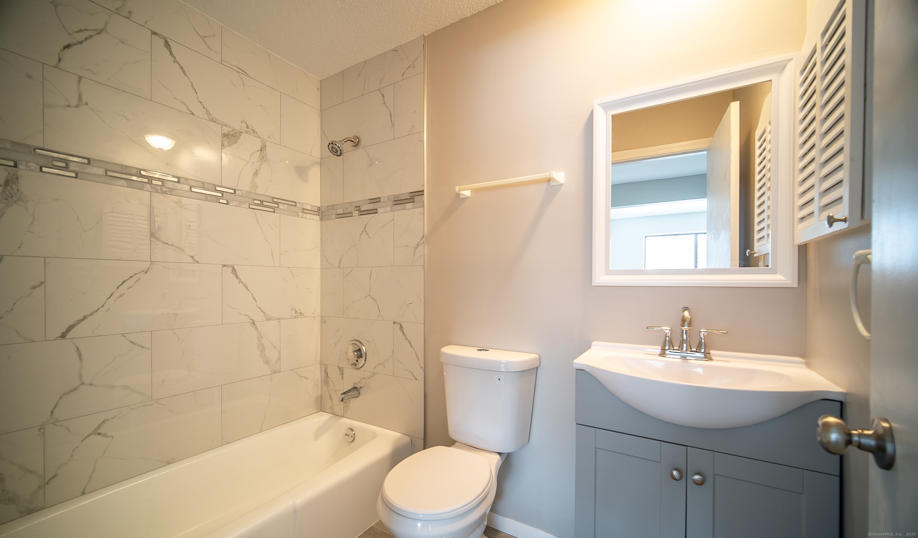 28 Woodland Drive #28, Cromwell, Connecticut image 32