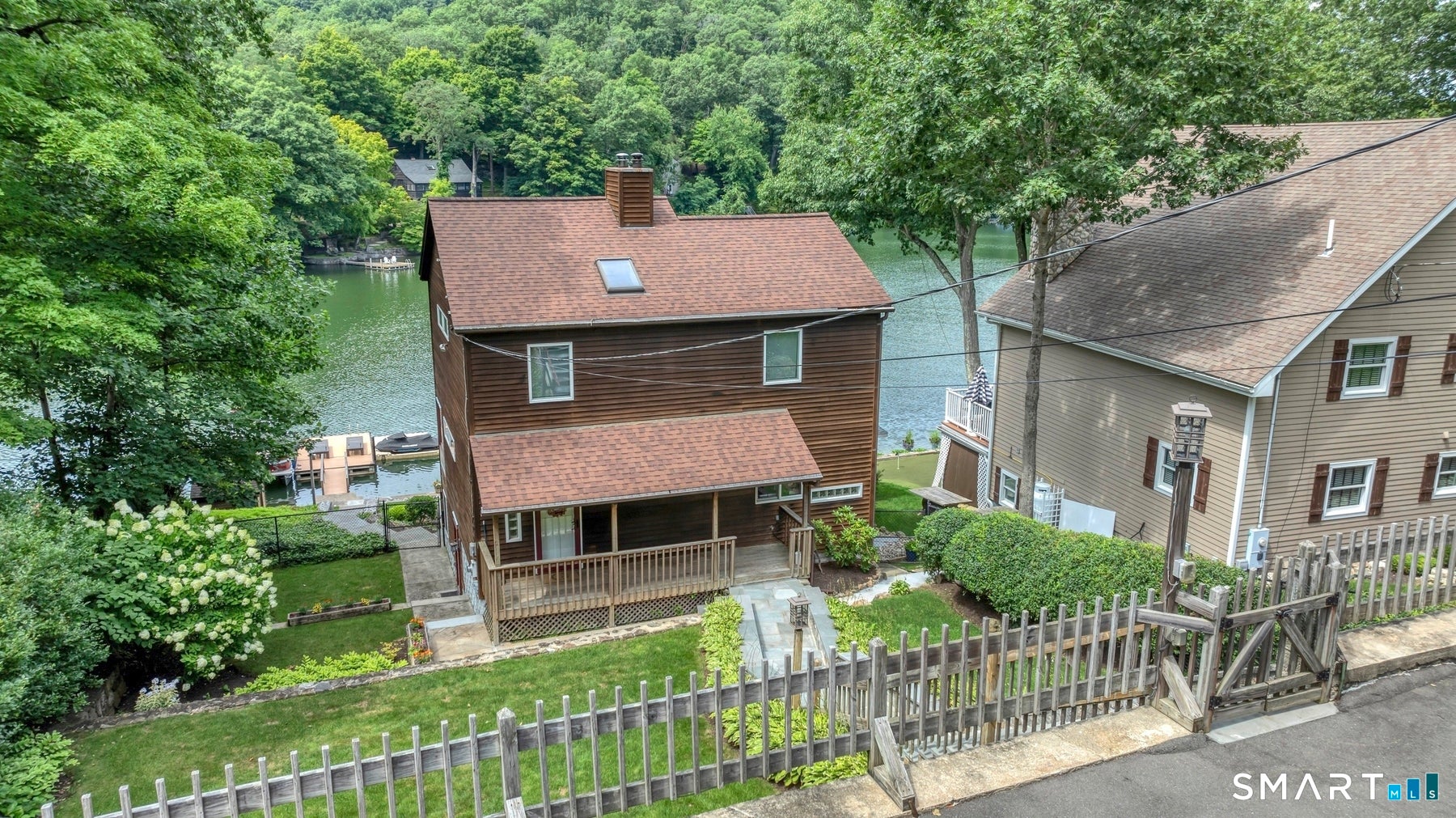 11 Candlewood Road