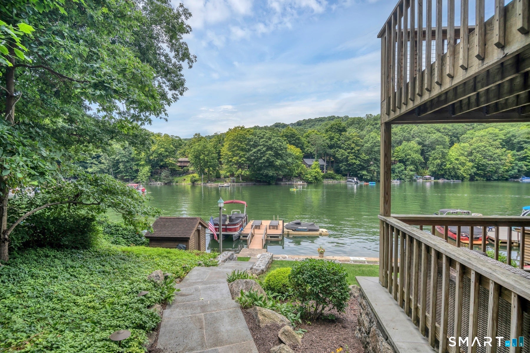 11 Candlewood Road