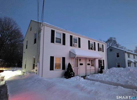 Photo of 113 Waddell Road, Manchester, CT 06040 (MLS # 24157435)