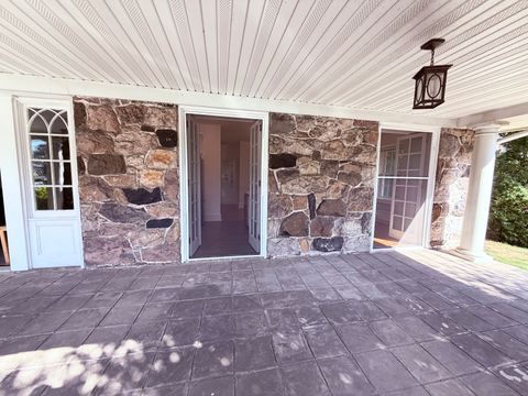 Tiny photo for 151 Courtland Avenue #APT 1, Stamford, CT 06902 (MLS # 24125147)