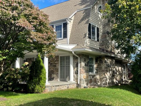 Tiny photo for 151 Courtland Avenue #APT 1, Stamford, CT 06902 (MLS # 24125147)