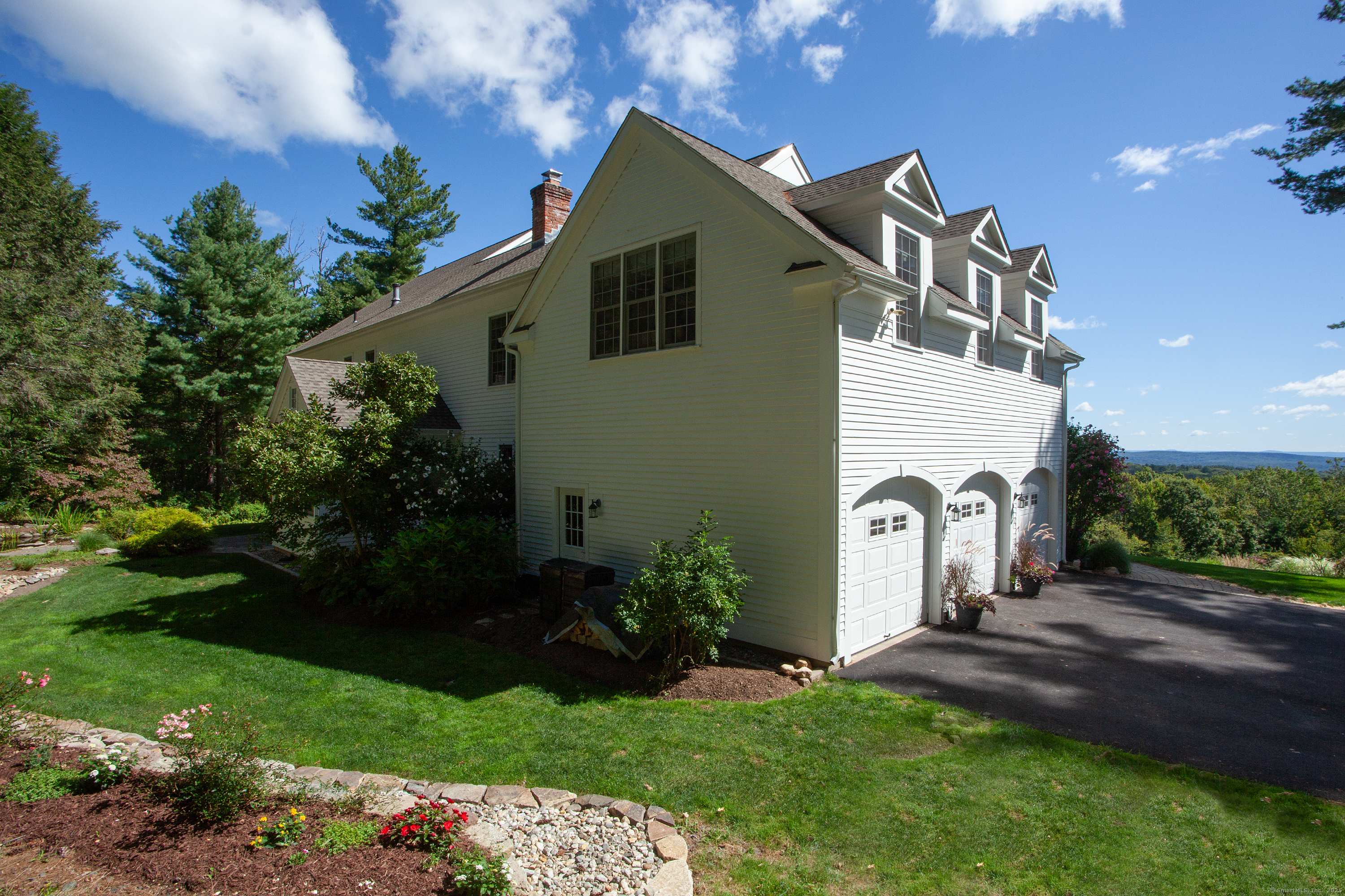 Granby, Connecticut 06090, United States, 5 Bedrooms Bedrooms, ,4 BathroomsBathrooms,Residential,Coming Soon,201501