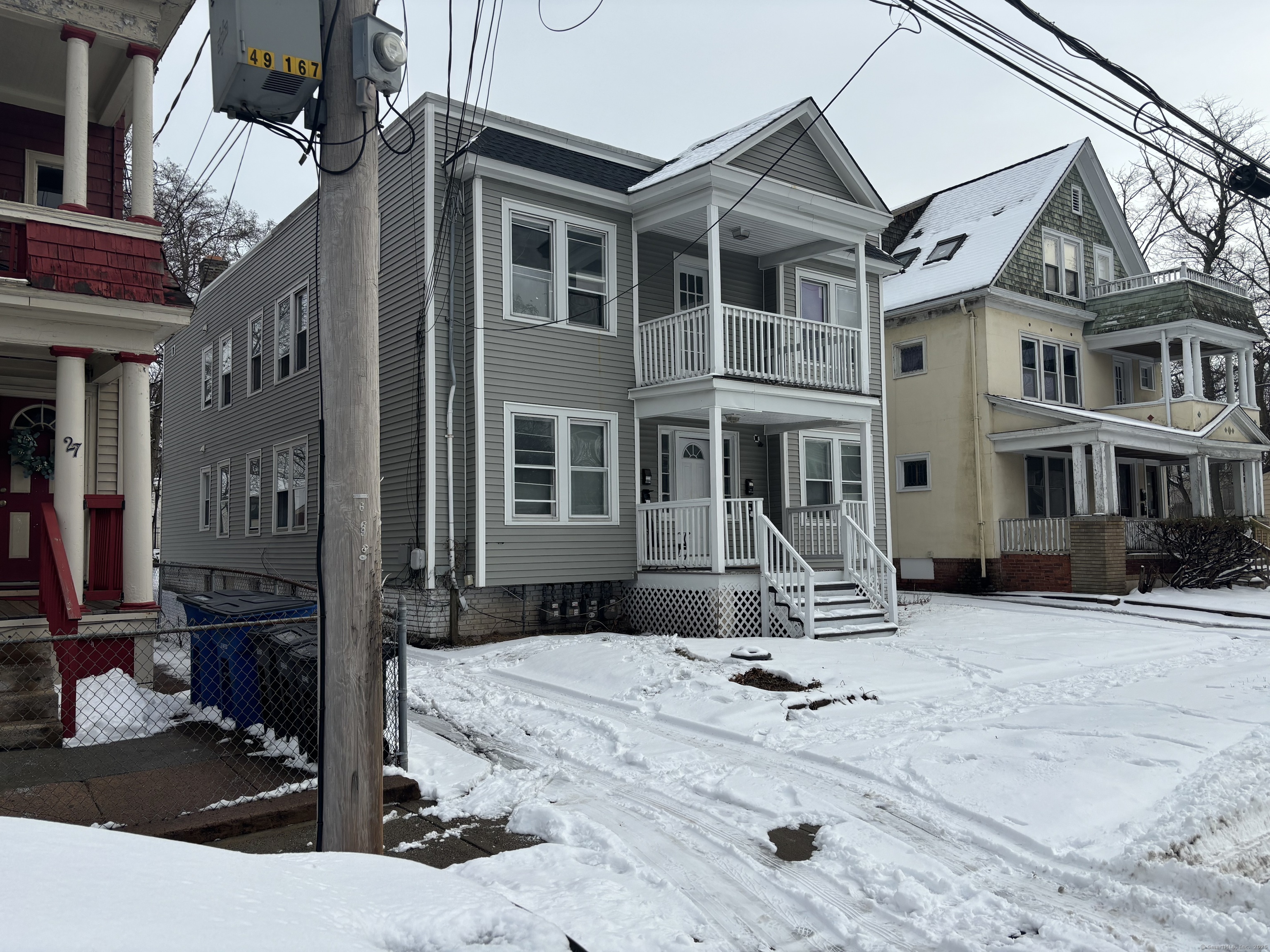 23-25 Mead Street