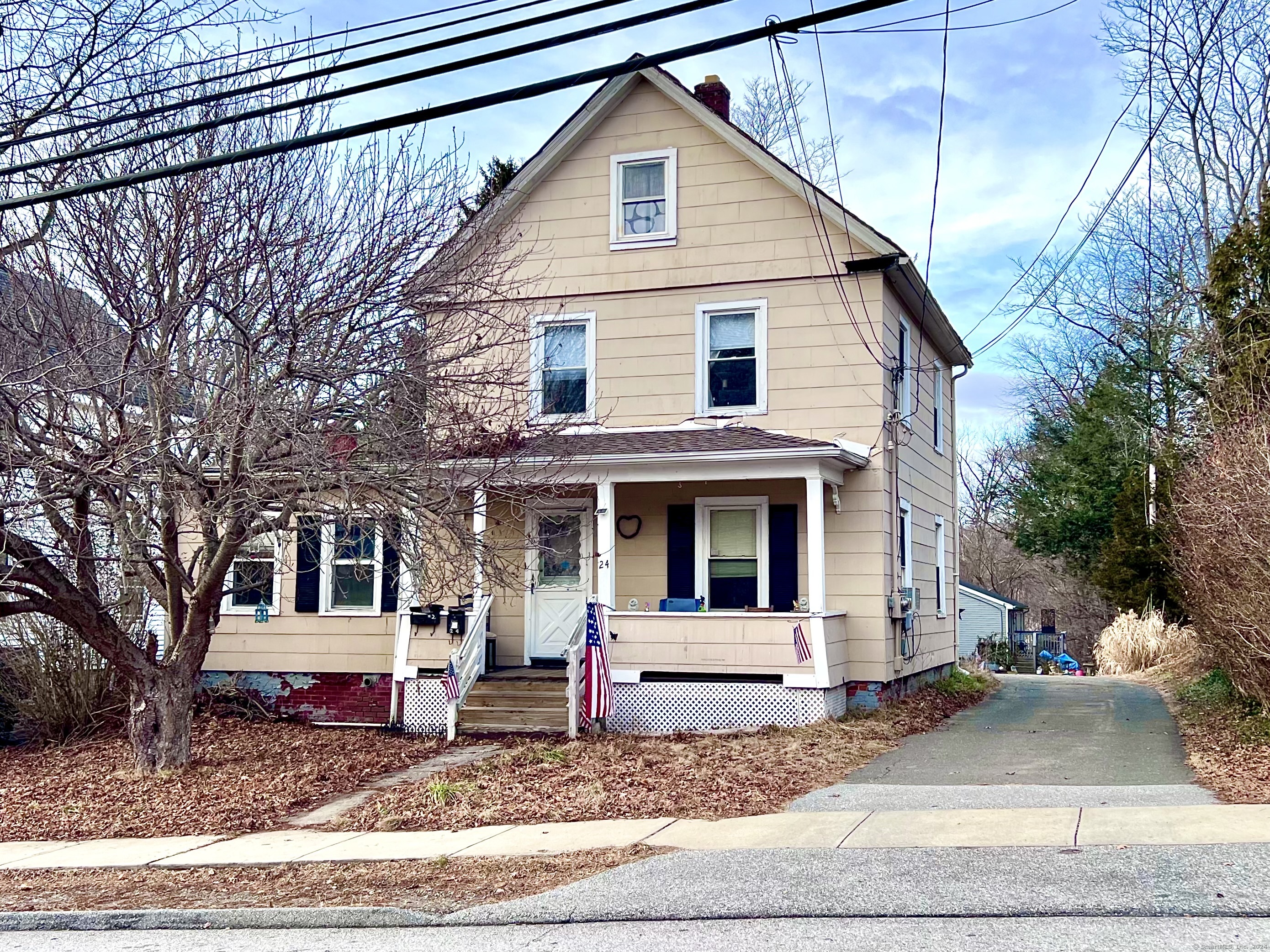 Property for Sale at 24 Beach Avenue, Plymouth, Connecticut - Bedrooms: 3 
Bathrooms: 2 
Rooms: 9  - $200,000